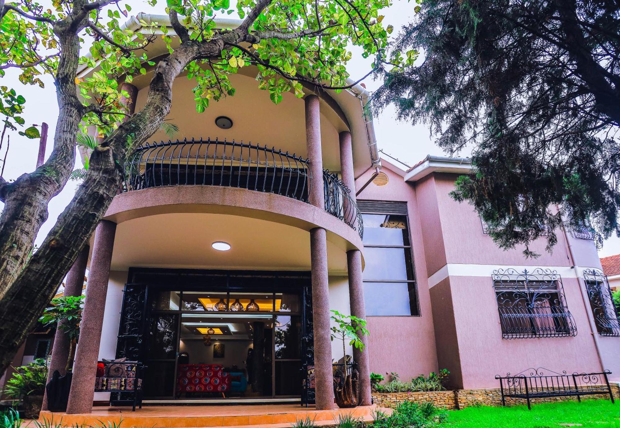 Gazelle Guest House Kampala Exterior photo